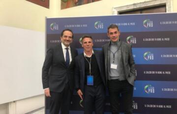 Il presidente della Torres Stefano Udassi insieme a Matteo Marani e Gianfranco Zola