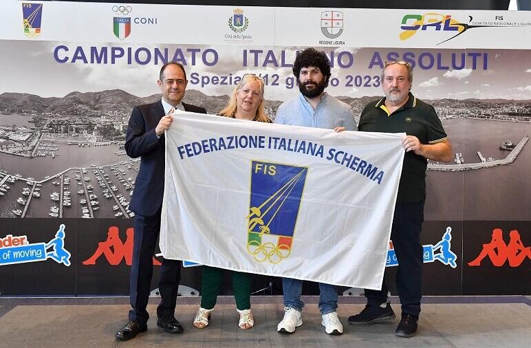 Scherma Passaggio di consegne con La Spezia, a Cagliari gli assoluti 2024