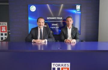 Il presidente della Lega Pro Matteo Marani e il presidente della Torres Stefano Udassi | Foto Ufficio Stampa Torres